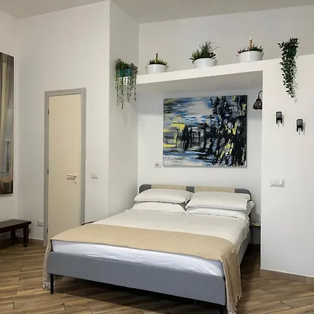 Cozy Loft In Trendy Trastevere Neighborhood Apartment *